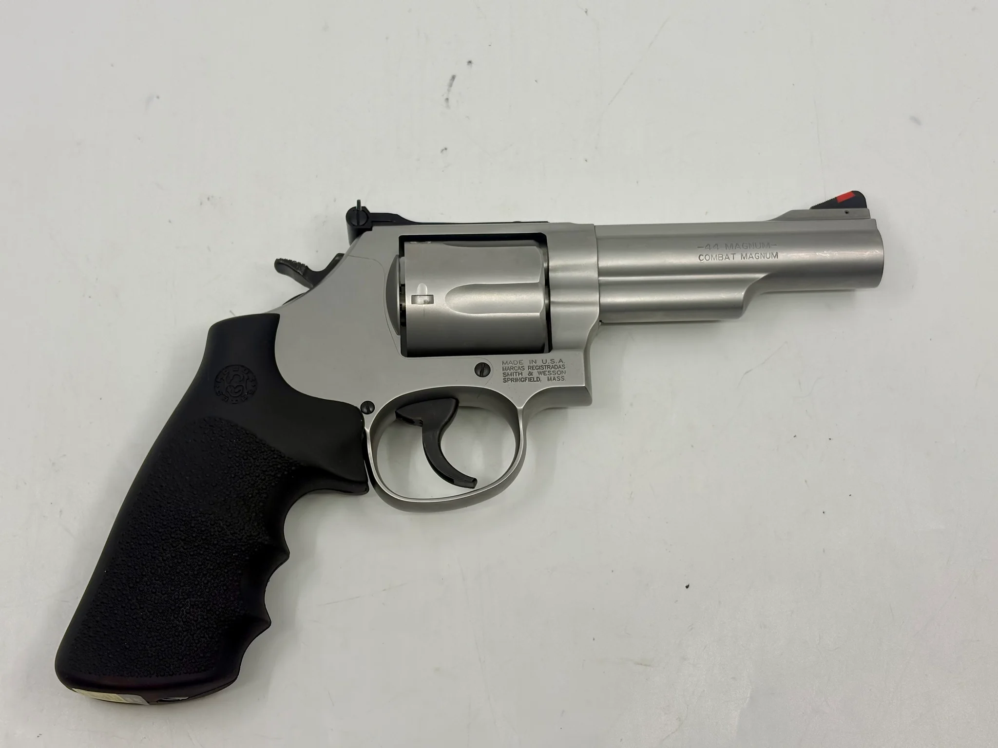 SMITH & WESSON MODEL 69 COMBAT MAGNUM (Used)