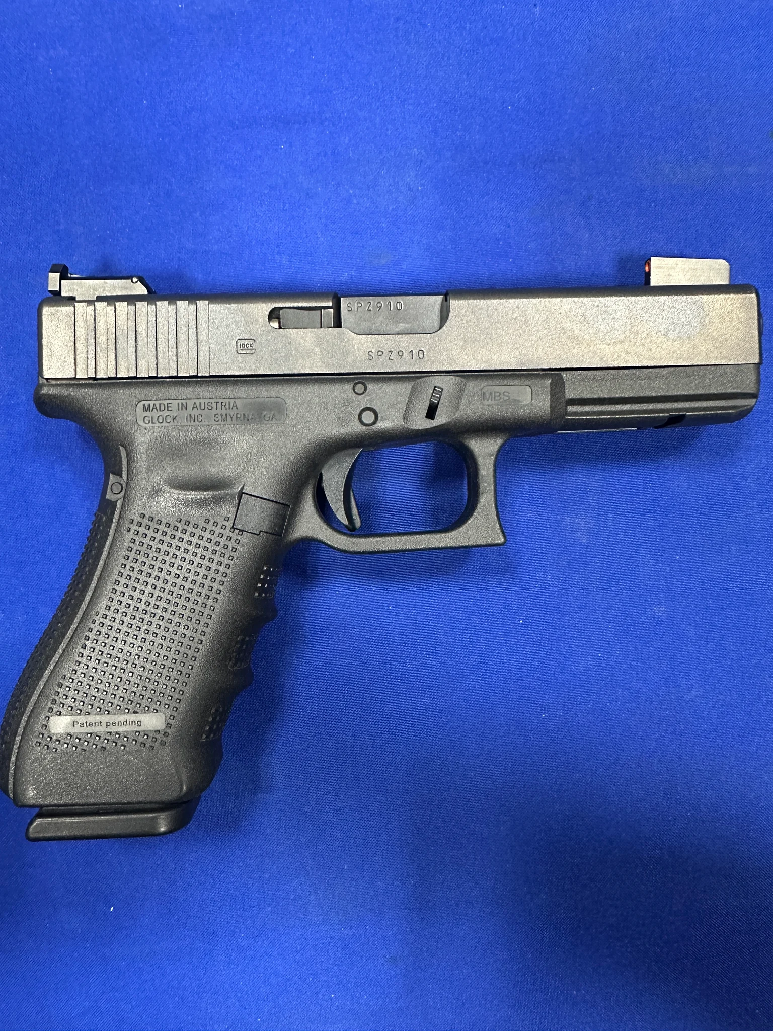 GLOCK G22 GEN 4 (Used)