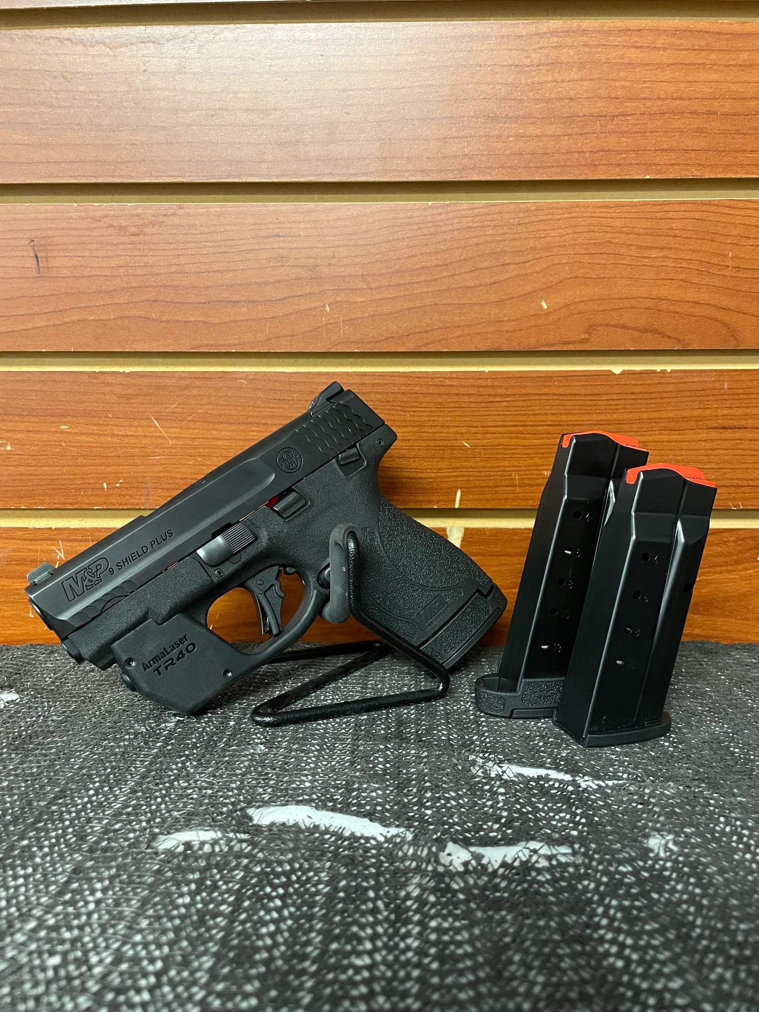 SMITH & WESSON M&P 9 SHIELD PLUS (Used)