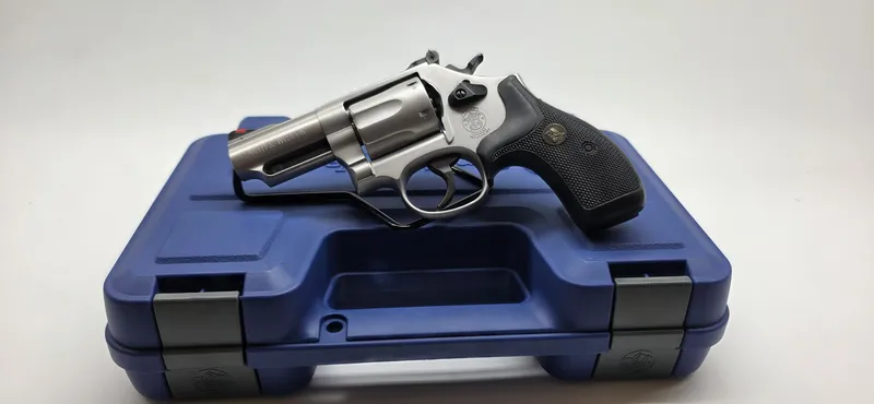 SMITH & WESSON 66 (Used)