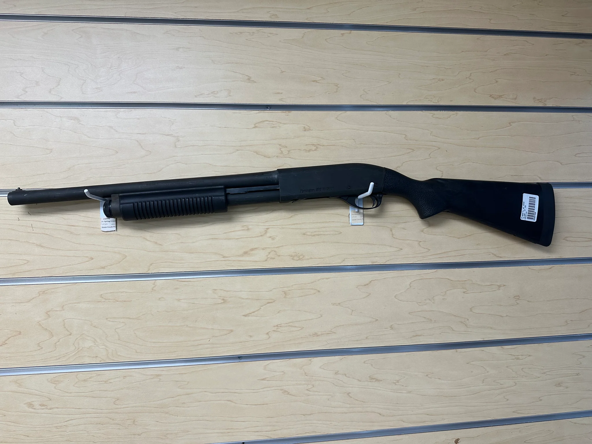 REMINGTON 870 Magnum (Used)
