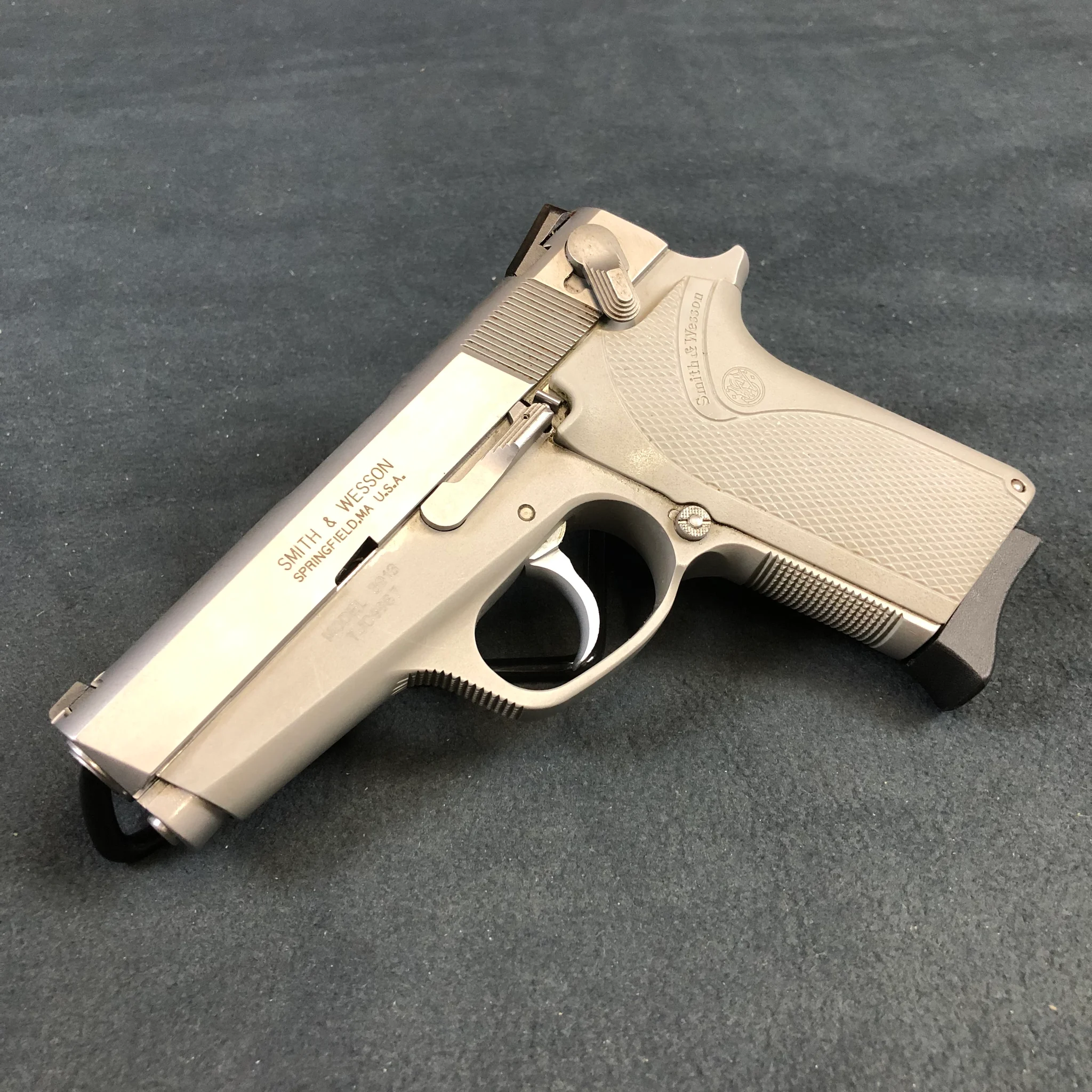 SMITH & WESSON 3913 (Used)