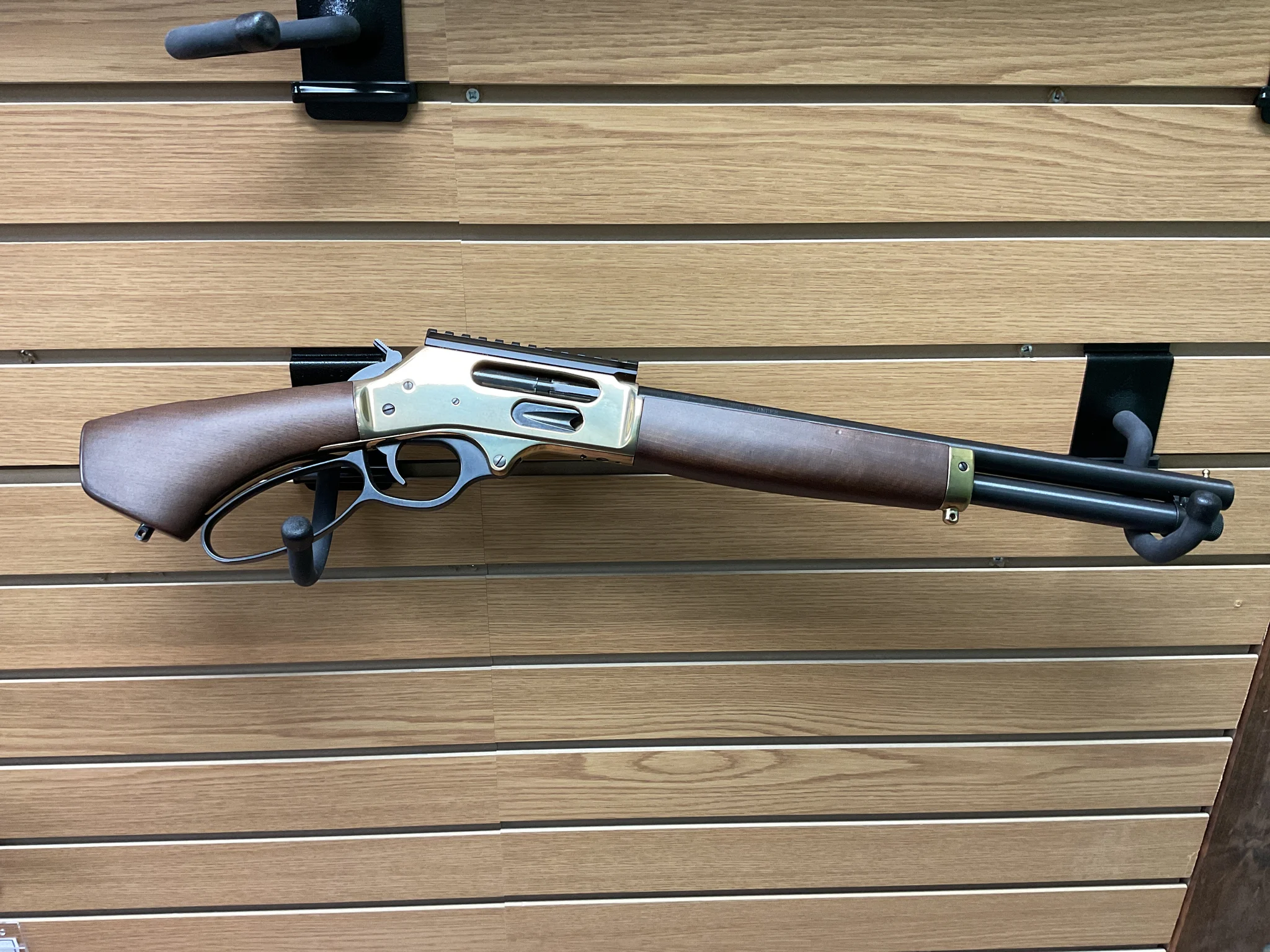 HENRY H018BAH-410 (Used)