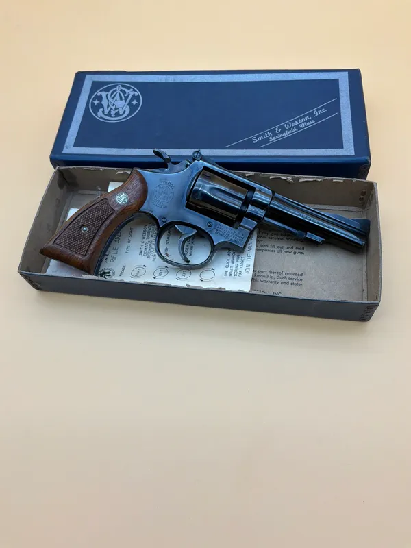 SMITH & WESSON 15-2 (Used)