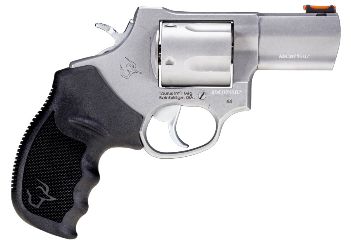 Taurus TRACKER 44MAG SS 2.5" 5RD 2-440029TKRT