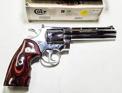 COLT BEAUTIFUL COLT PYTHON CHAMBERED IN .357 (Used)