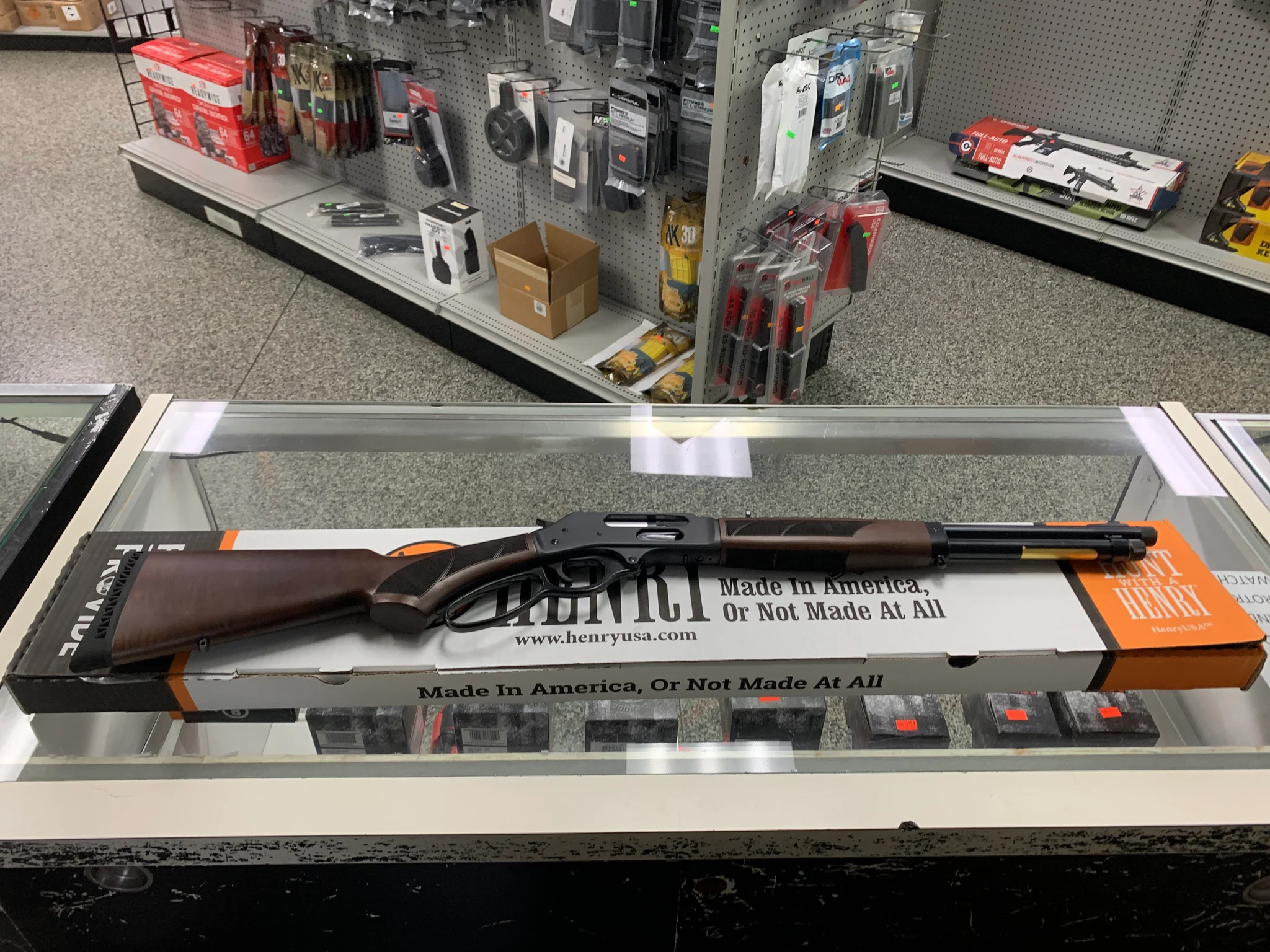 HENRY H010 PROTECTOR (Used)