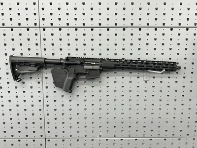 RADICAL FIREARMS RF-15 (Used)