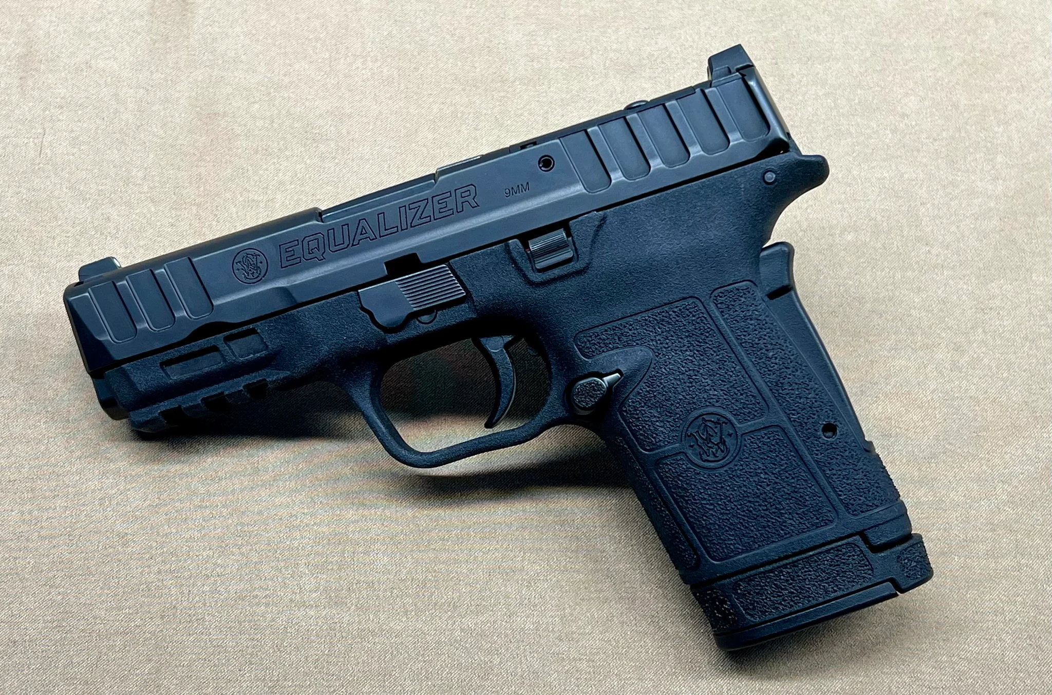 SMITH & WESSON EQUILIZER (Used)