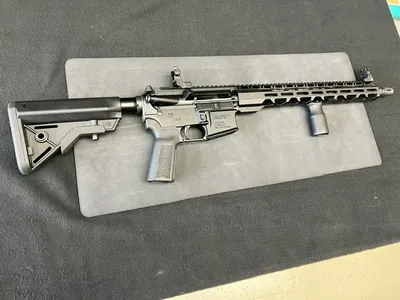 RADICAL FIREARMS RF-15 (Used)