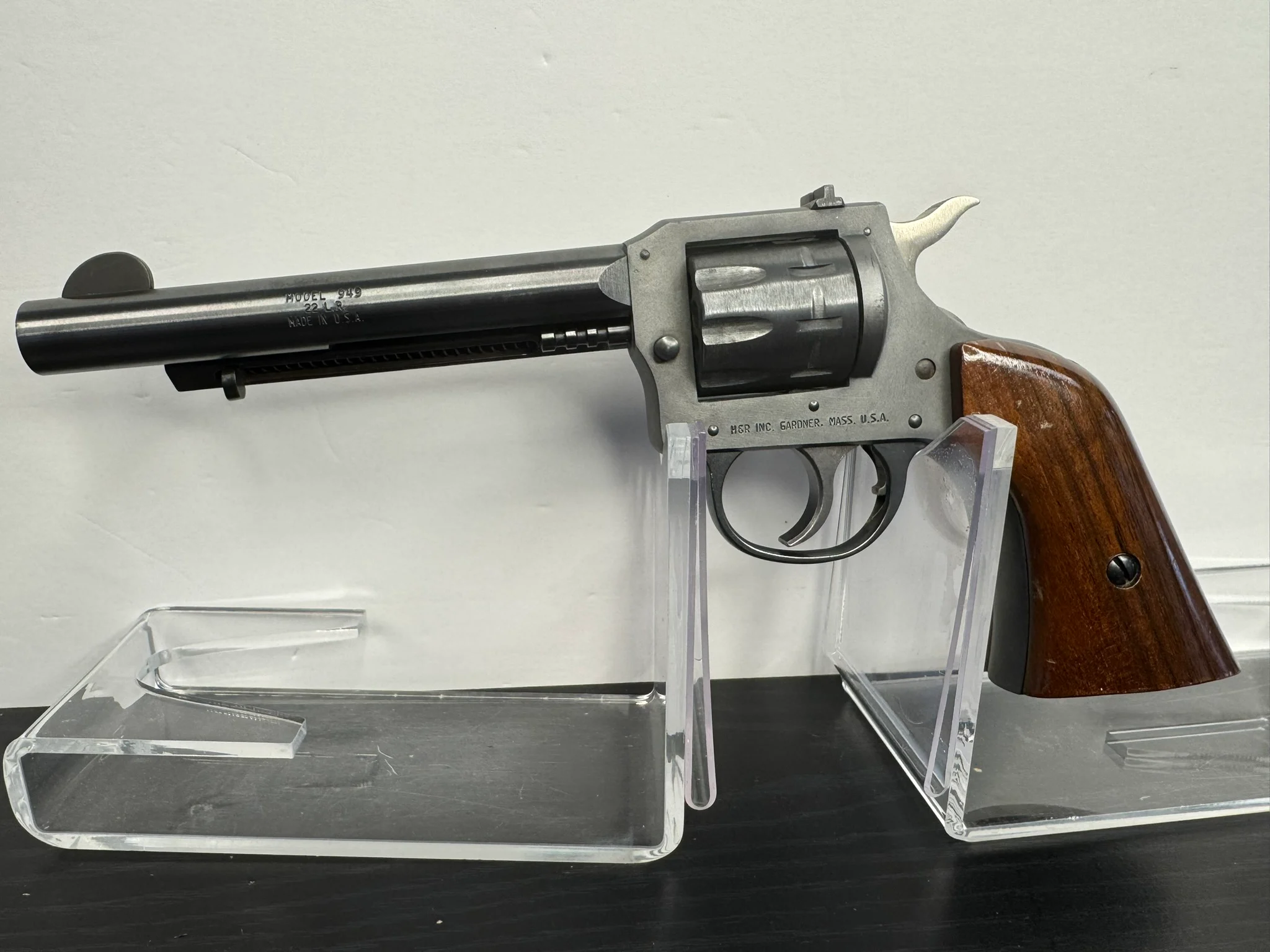 H&R 949 (Used)