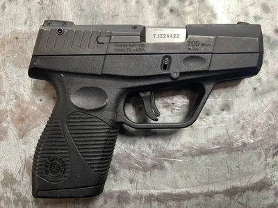 TAURUS 709 Slim (Used)