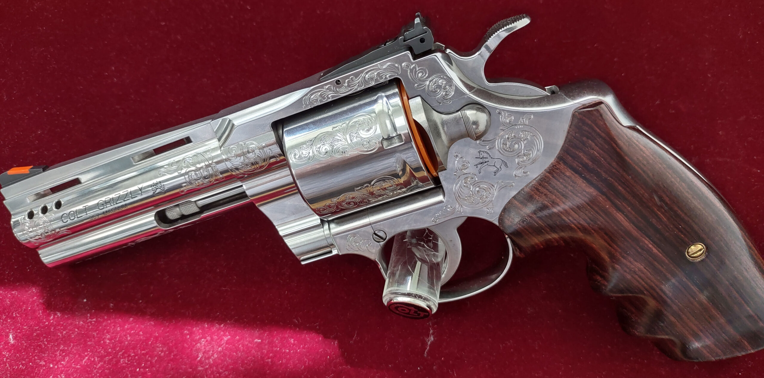 Colt Custom Shop Grizzly 357MAG Revolver 4.25"