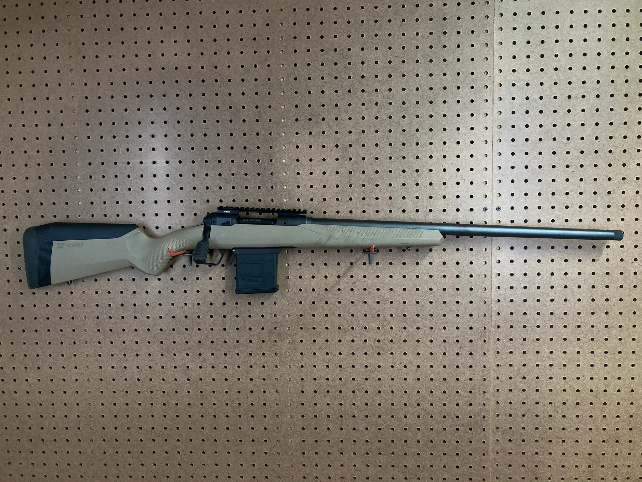 SAVAGE ARMS 110 TACTICAL DESERT (Used)
