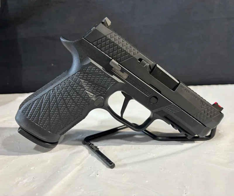 SIG SAUER SIG-WCP320C-9BATS (Used)