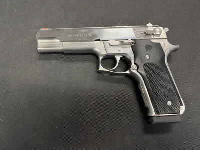 SMITH & WESSON 645 (Used)