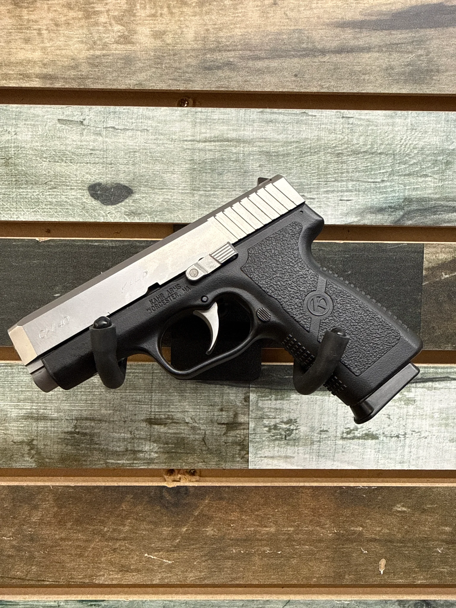 KAHR ARMS CW40 (Used)