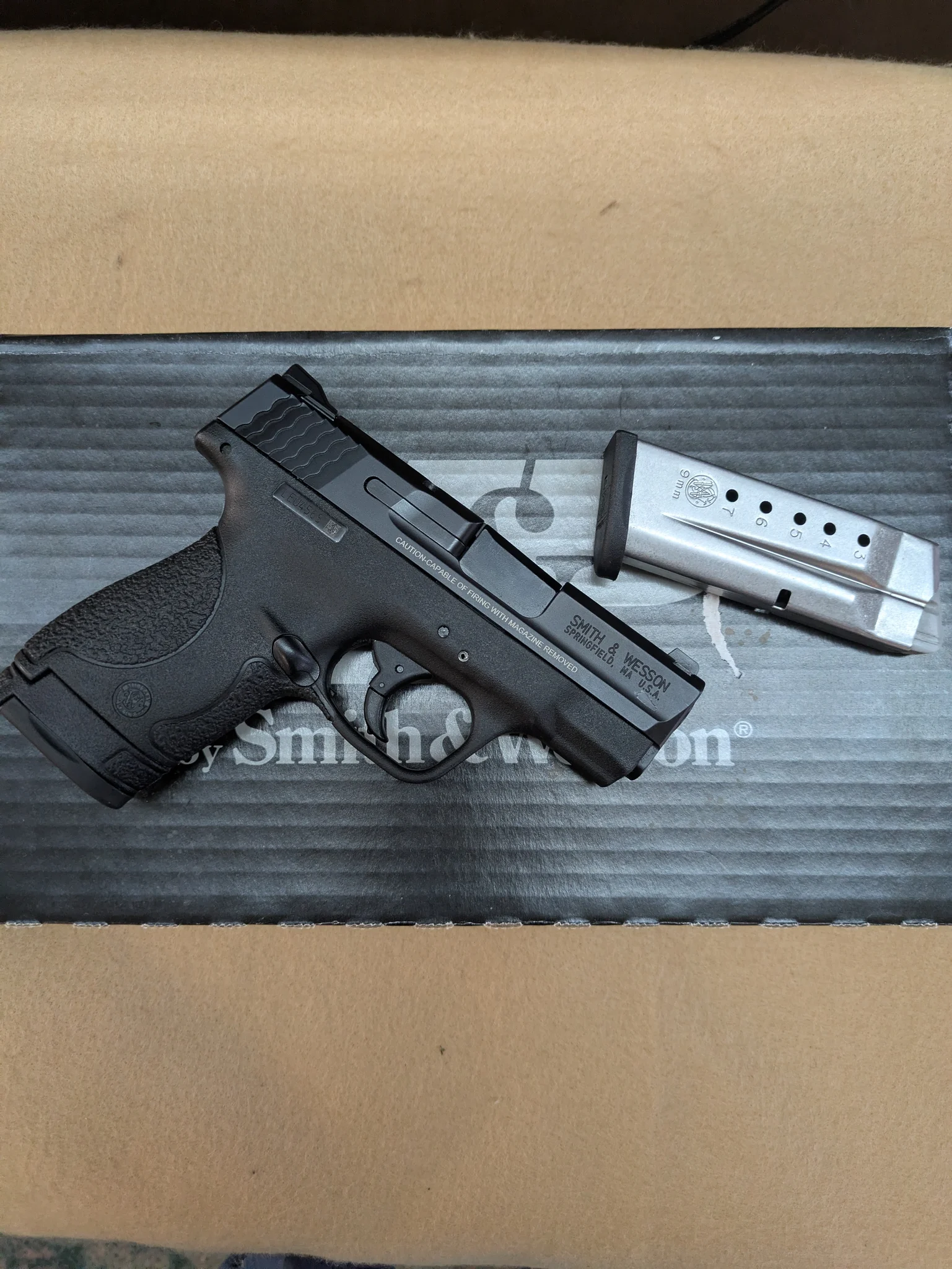 SMITH & WESSON M&P 9 SHIELD (Used)