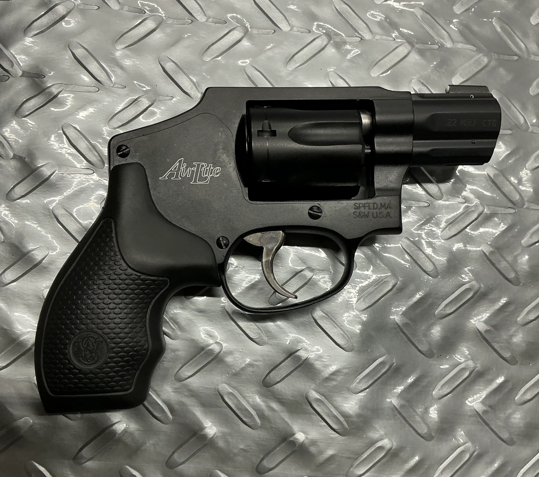 SMITH & WESSON 22 M.F.R (Used)