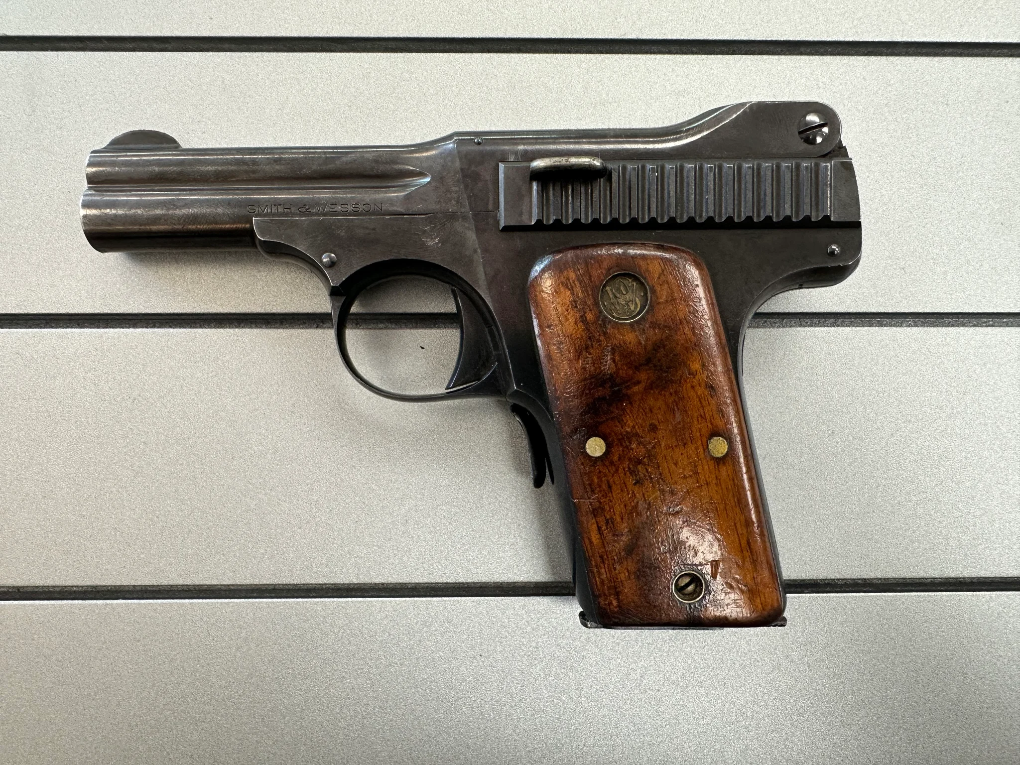 SMITH & WESSON 1913 (Used)