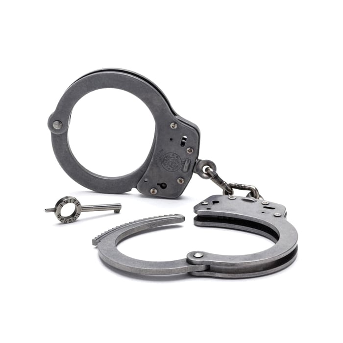 Smith & Wesson 103-1 8.98" Handcuff
