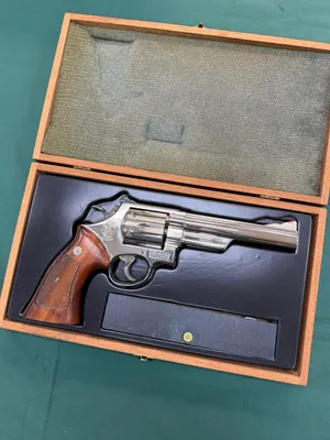 SMITH & WESSON 29-2 (Used)
