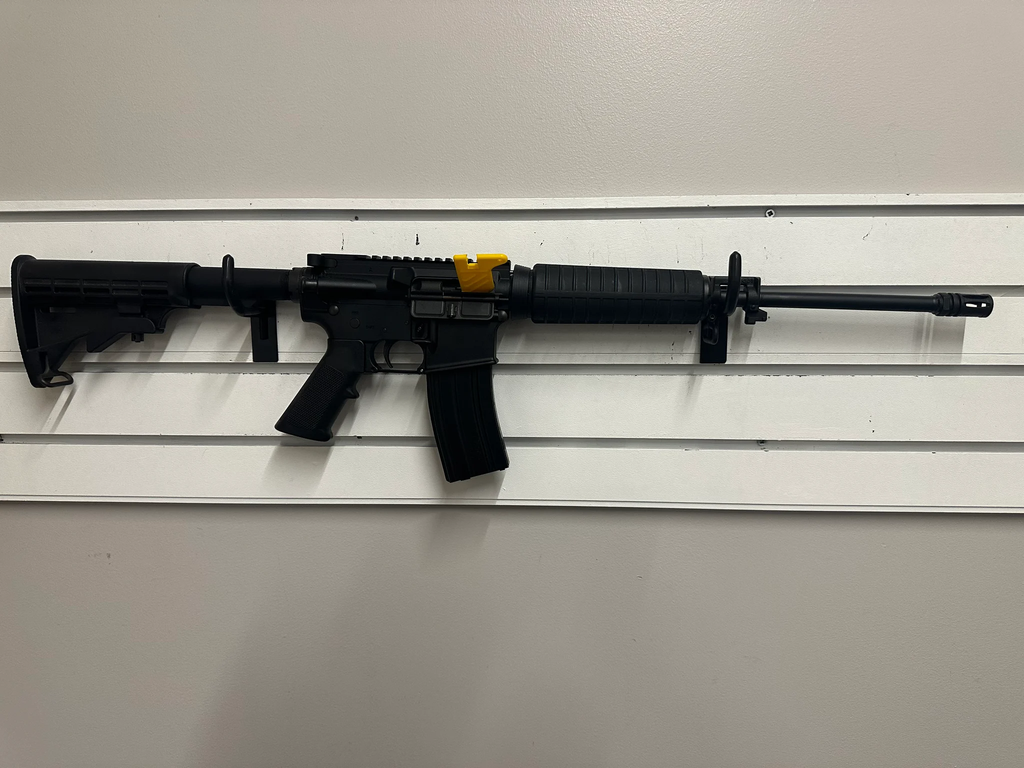 BUSHMASTER XM-15-E2S (Used)