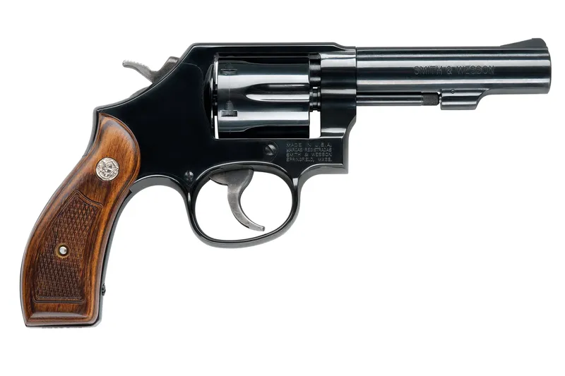 SMITH & WESSON 10 CLASSIC