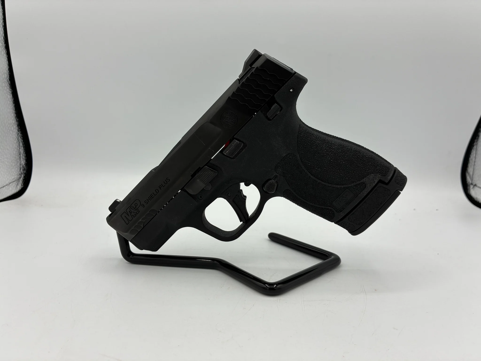 SMITH & WESSON M&P 9 SHIELD PLUS (Used)