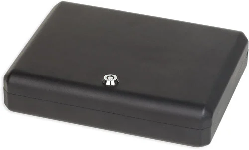 BULLDOG LARGE PERSONAL VAULT - KEY LOCK 11" X 8.5 "X 2.25"