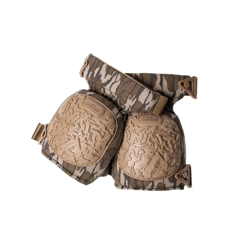 Latitude Outdoors Latitude Knee Pads, MO Bottomland - AX-LKP-MOB