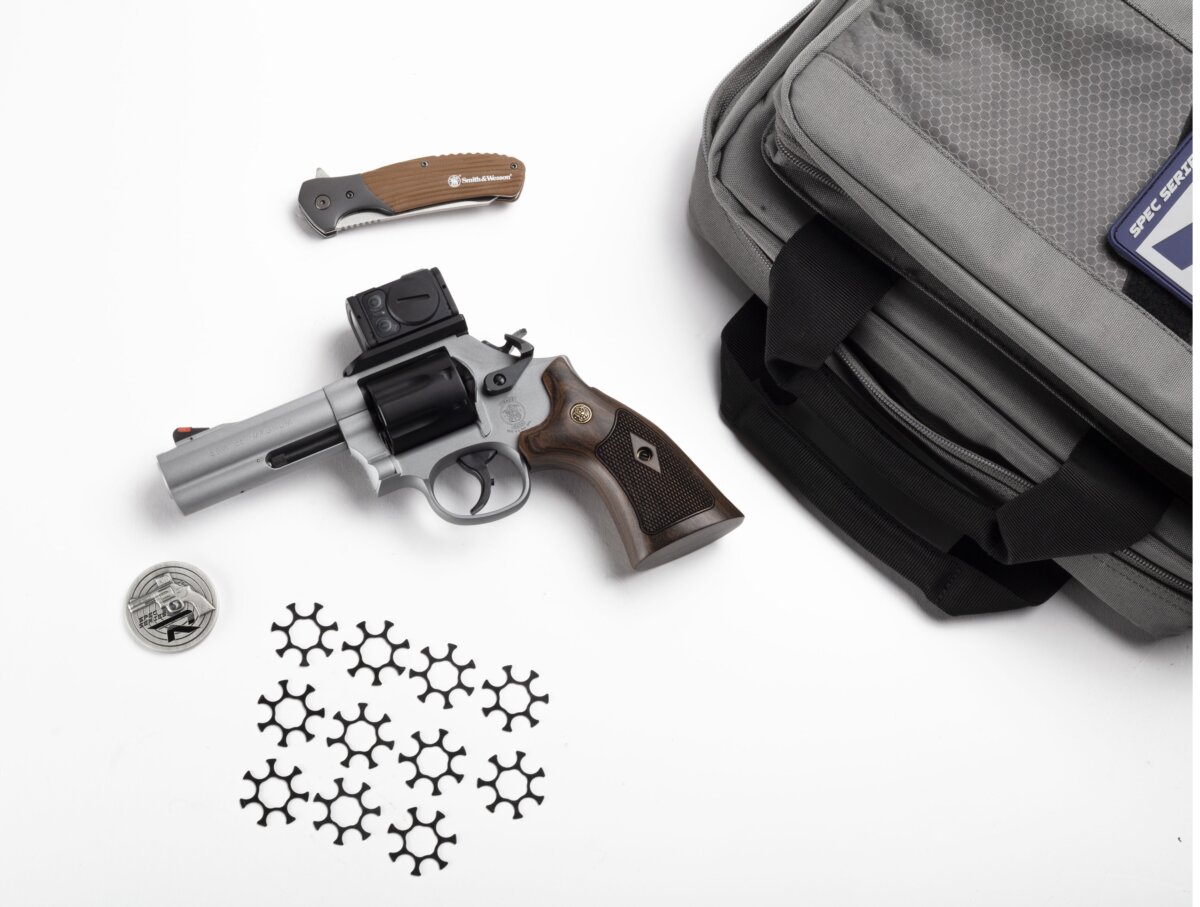 Smith & Wesson S&W 686+ 357 DA 4SS 7R SPEC R