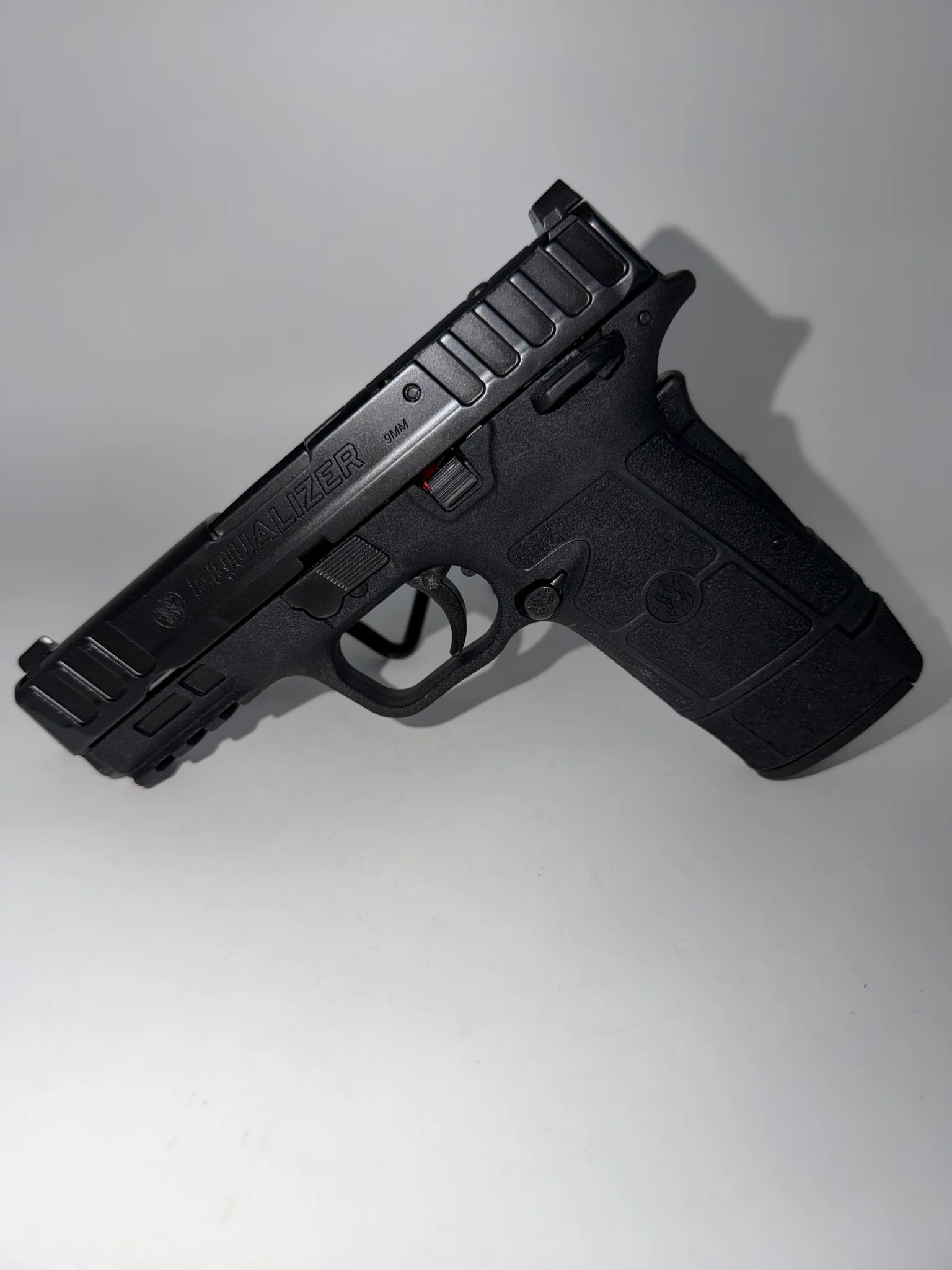 SMITH & WESSON EQUILIZER (Used)