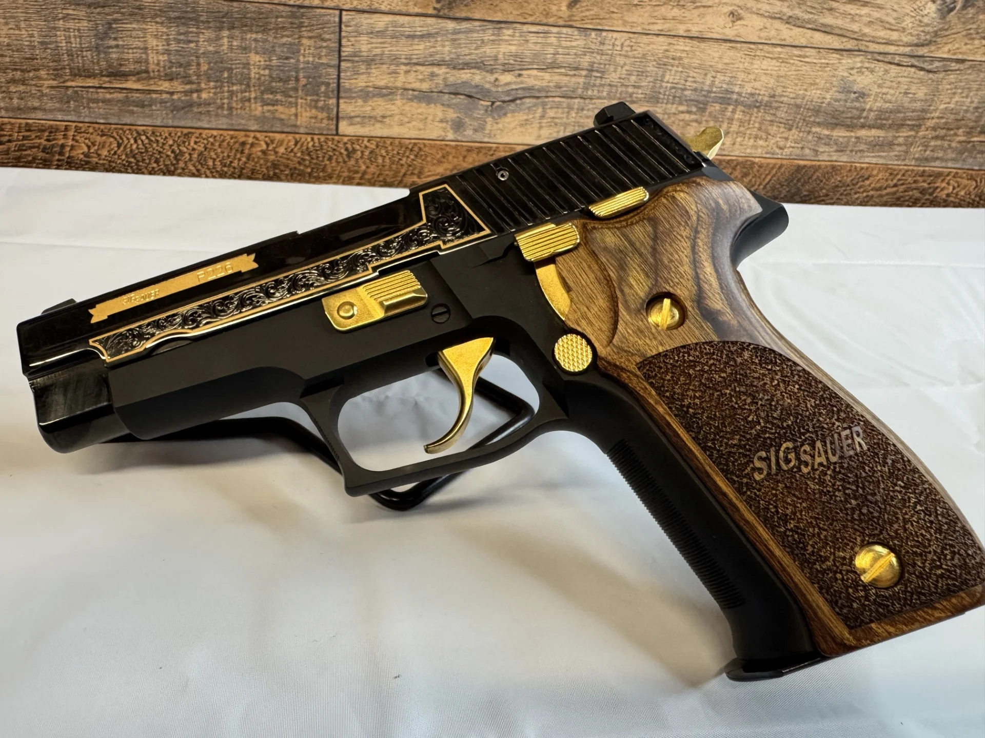 SIG SAUER P226 (Used)