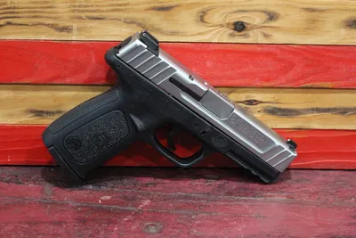 SMITH & WESSON SD40 VE (Used)
