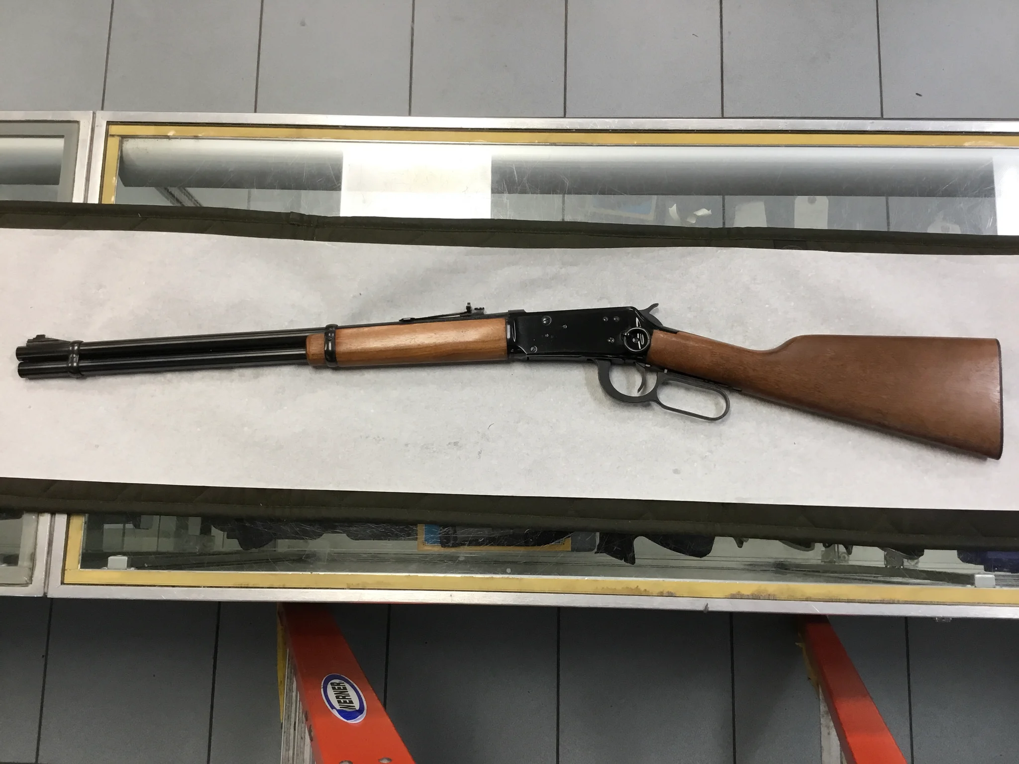 WINCHESTER 1894 (Used)