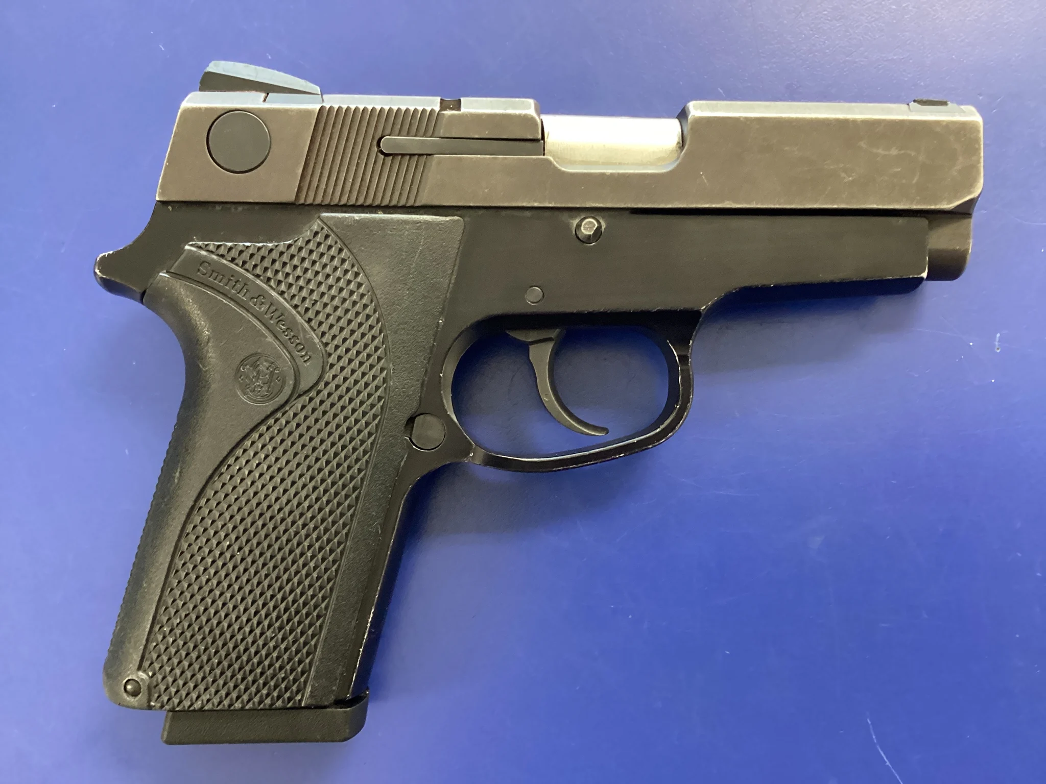 SMITH & WESSON 908 (Used)