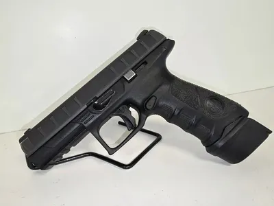 BERETTA APX (Used)