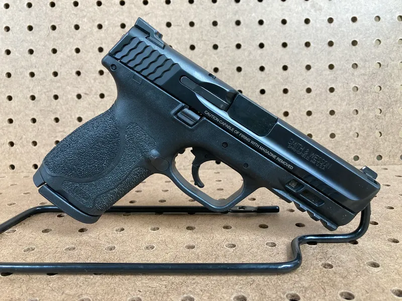 SMITH & WESSON M&P 9 2.0 COMPACT (Used)