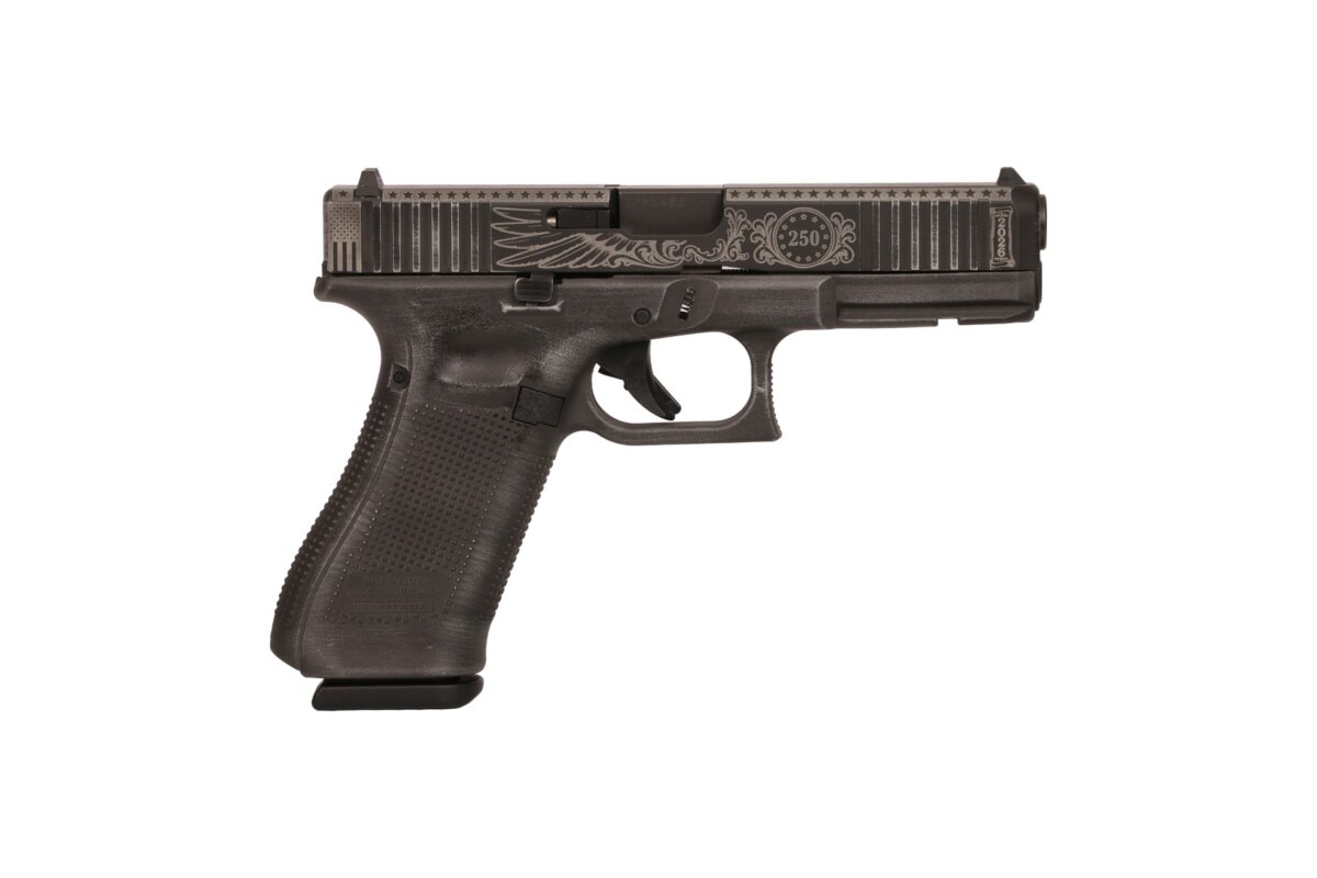 GLOCK G17 V 9MM 17+1 4.49" FS 250TH 3-17RD MAGS | FRONT SERRATIONS