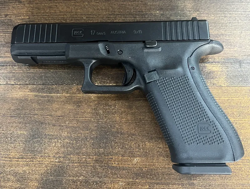 GLOCK G17 GEN5 (Used)