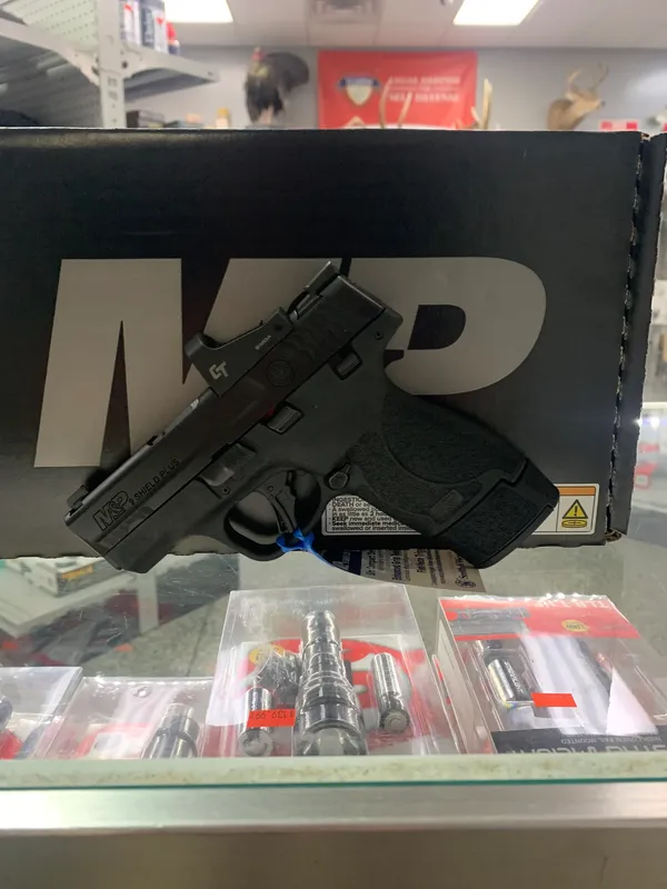 SMITH & WESSON M&P 9 SHIELD PLUS (Used)