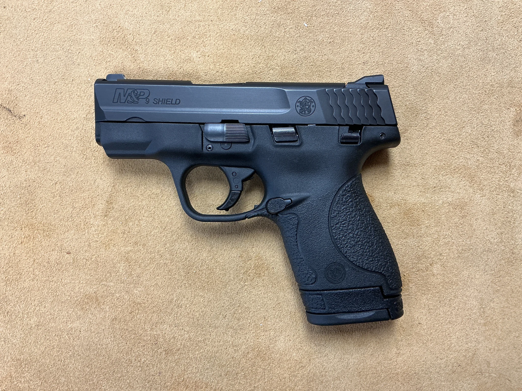 SMITH & WESSON M&P9 SHIELD (Used)