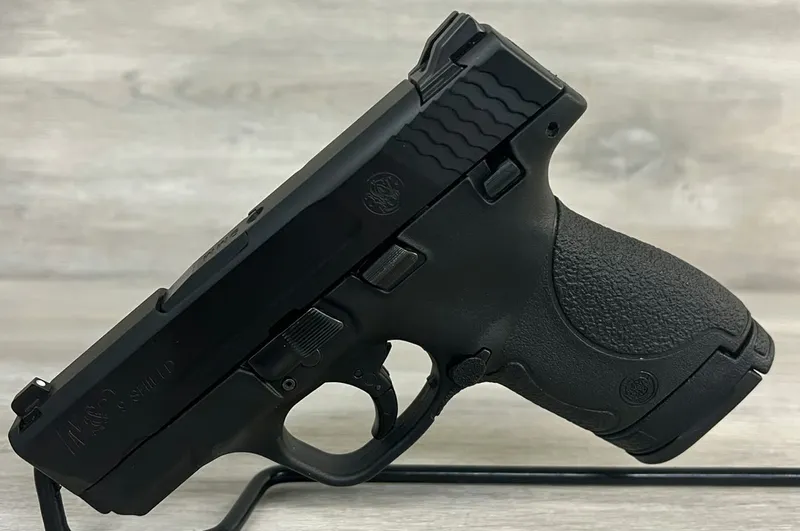 SMITH & WESSON M&P 9 SHIELD (Used)