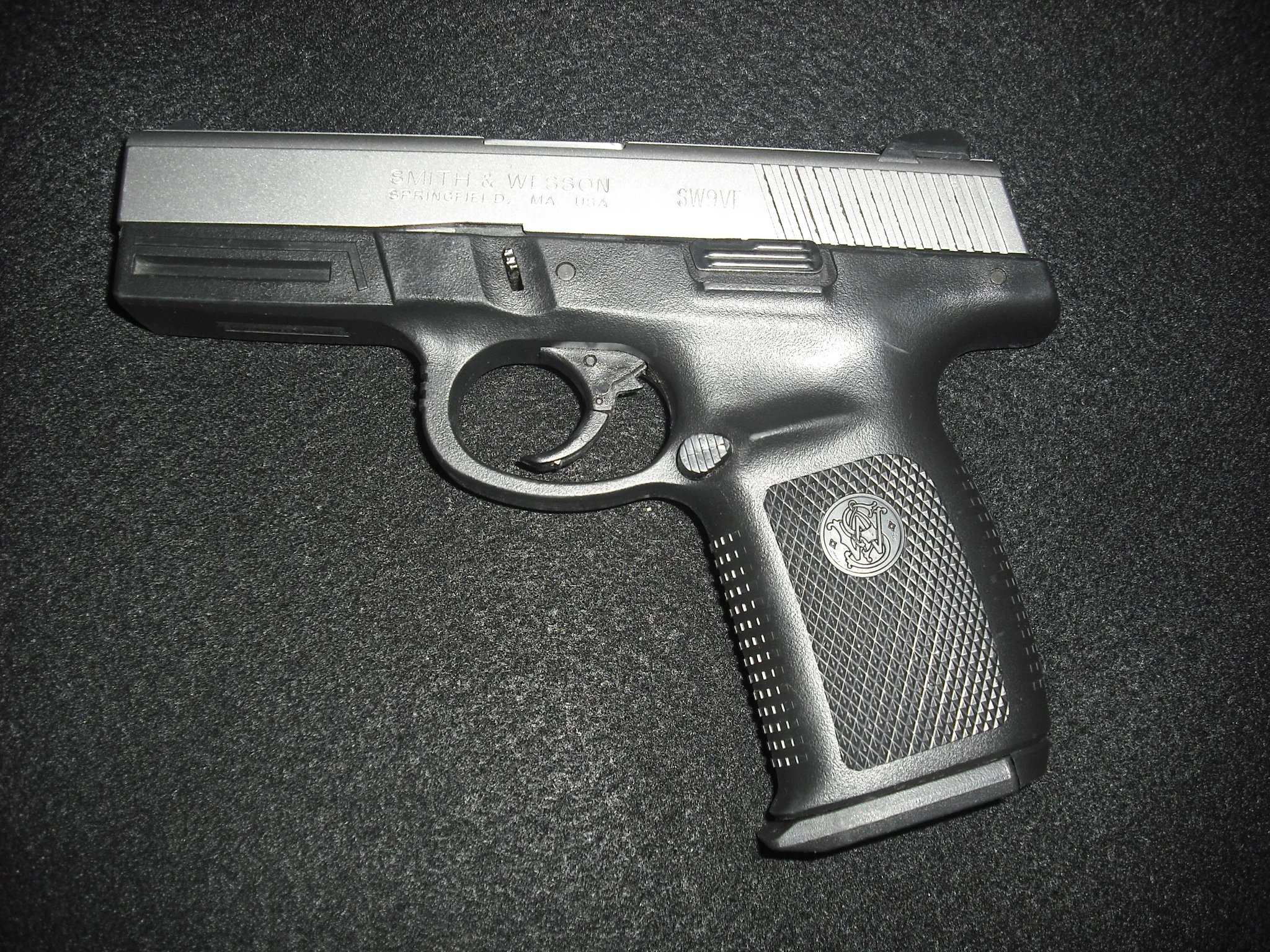 SMITH & WESSON SW9VE (Used)