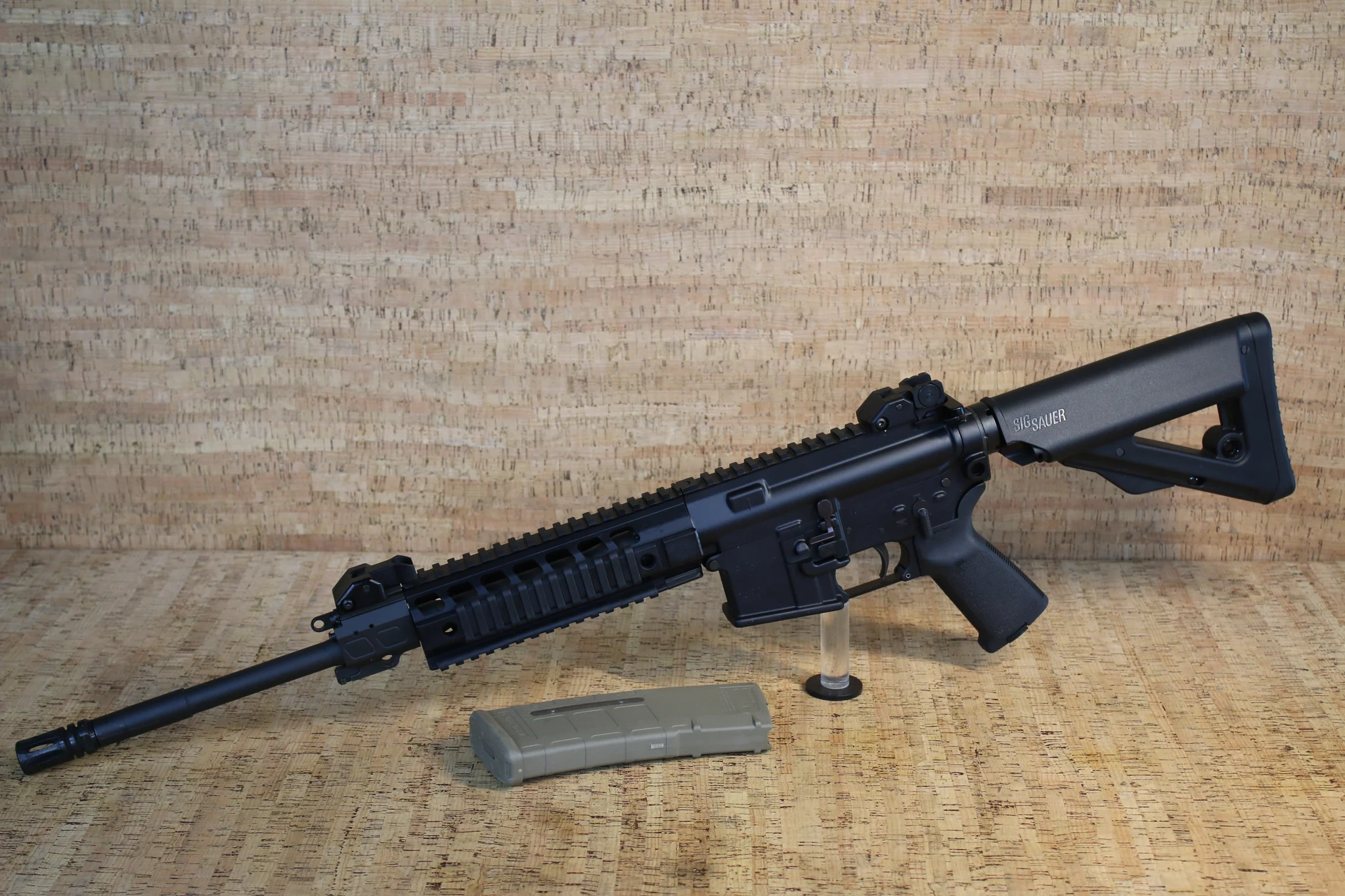 SIG SAUER discontinued 516 gen 2 5.56 nato 16" quad rail piston ar-15 ambidextrous (Used)