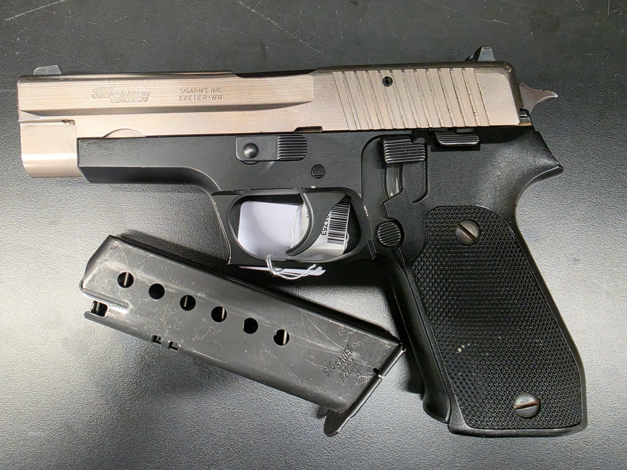 SIG SAUER P220 2-TONE (Used)