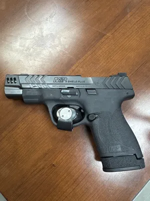 SMITH & WESSON M&P 9 SHIELD PLUS (Used)