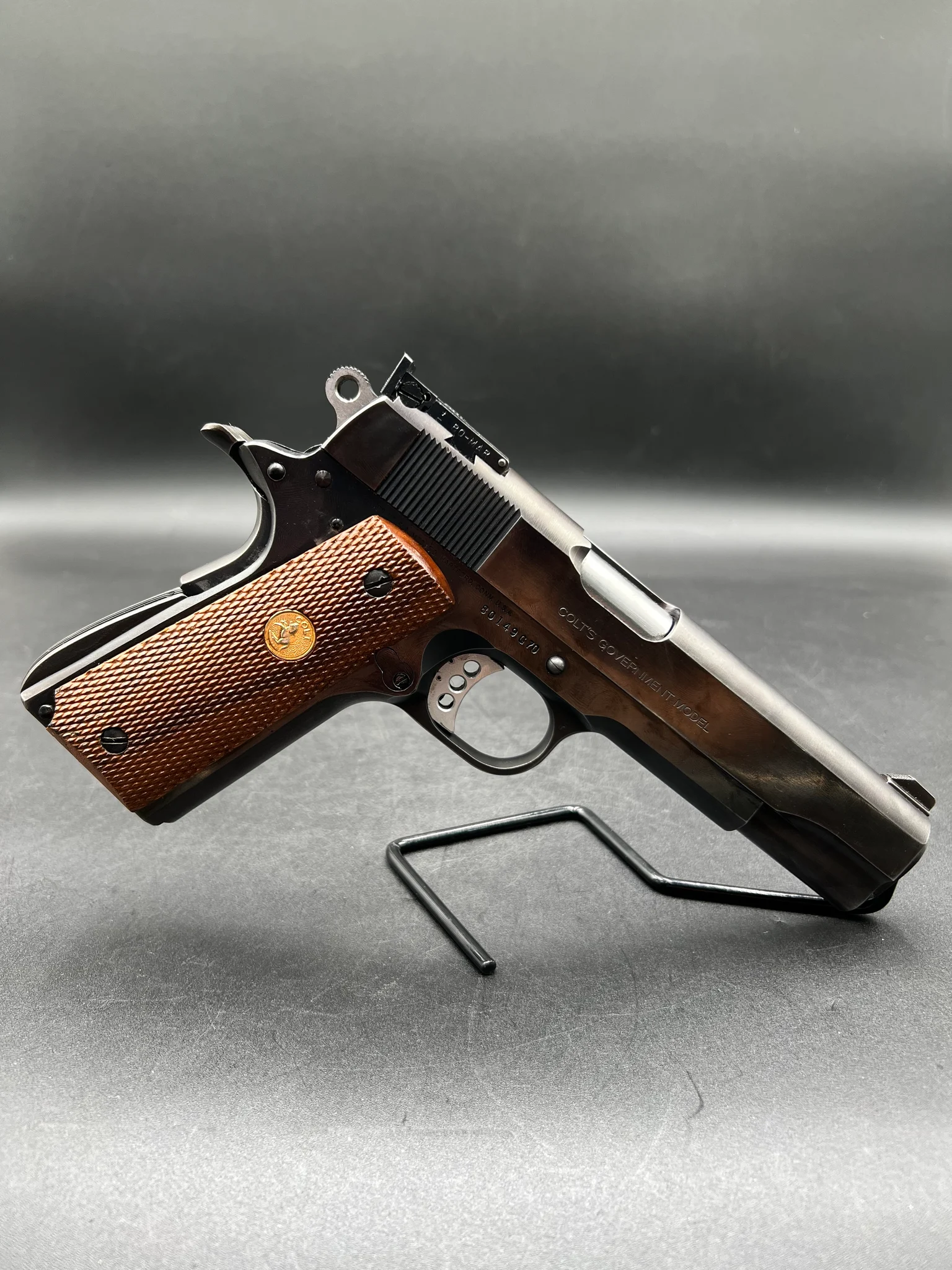 COLT 1911 GOVERNMENT MODEL MK IV SERIES 70 (Used)