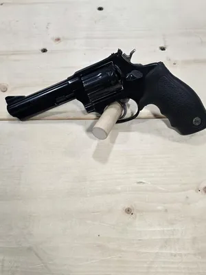 TAURUS 88 (Used)